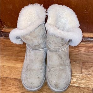 UGG BOOTS